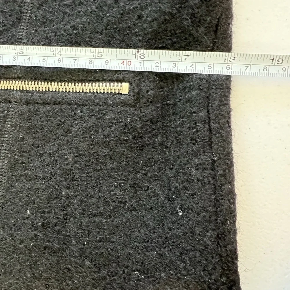 Vintage‎ Rafaella Wool Vest Womens Gold Hardware Sz M Black V-Neck